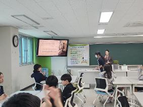 학교로 찾아오는 진로특강: 비행기승무원(2025.5.23.)